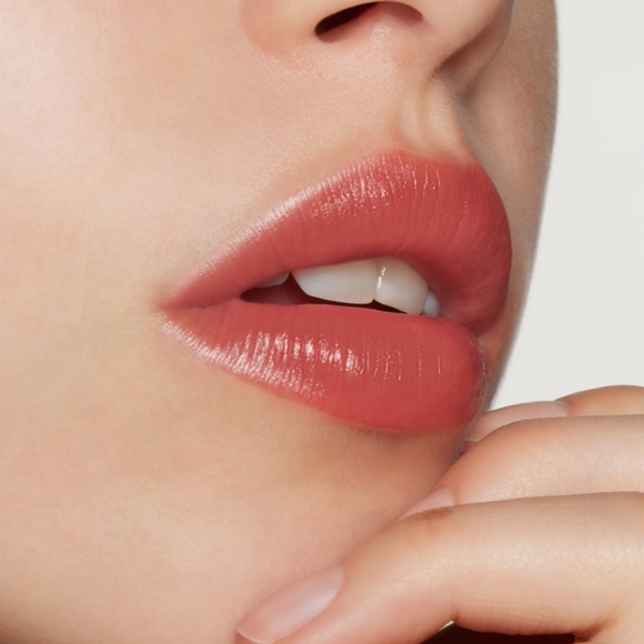 New~ Gucci Rouge à Lèvres Voile Lipstick - 208 They Met In Argentina - Picture 5 of 17